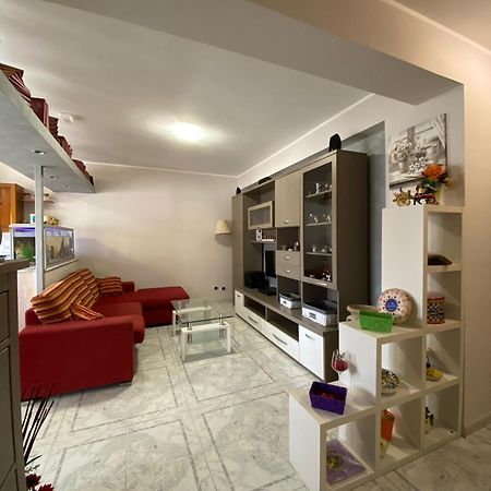 Tyttyhouse Apartment Giardini Naxos Luaran gambar