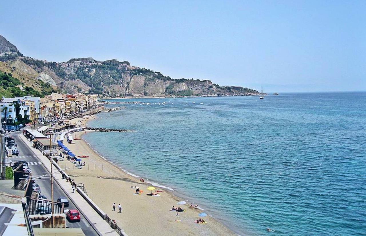 Tyttyhouse Apartment Giardini Naxos Luaran gambar